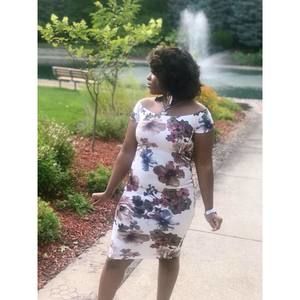 Meet your Posher, Yanna